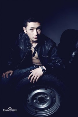 Чжао Исинь (2)