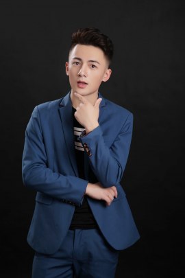 Yuan Wei-Long
